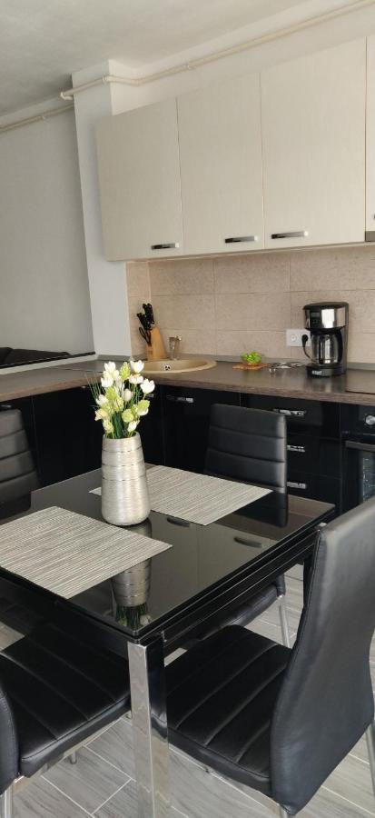 Avangarden Apartment Brassó Kültér fotó