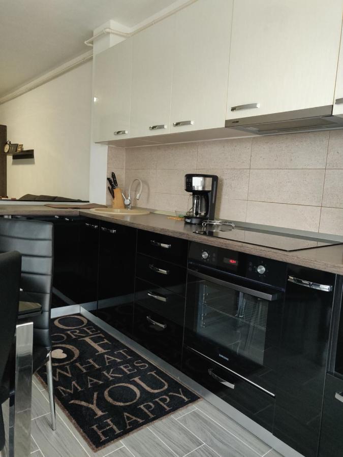 Avangarden Apartment Brassó Kültér fotó
